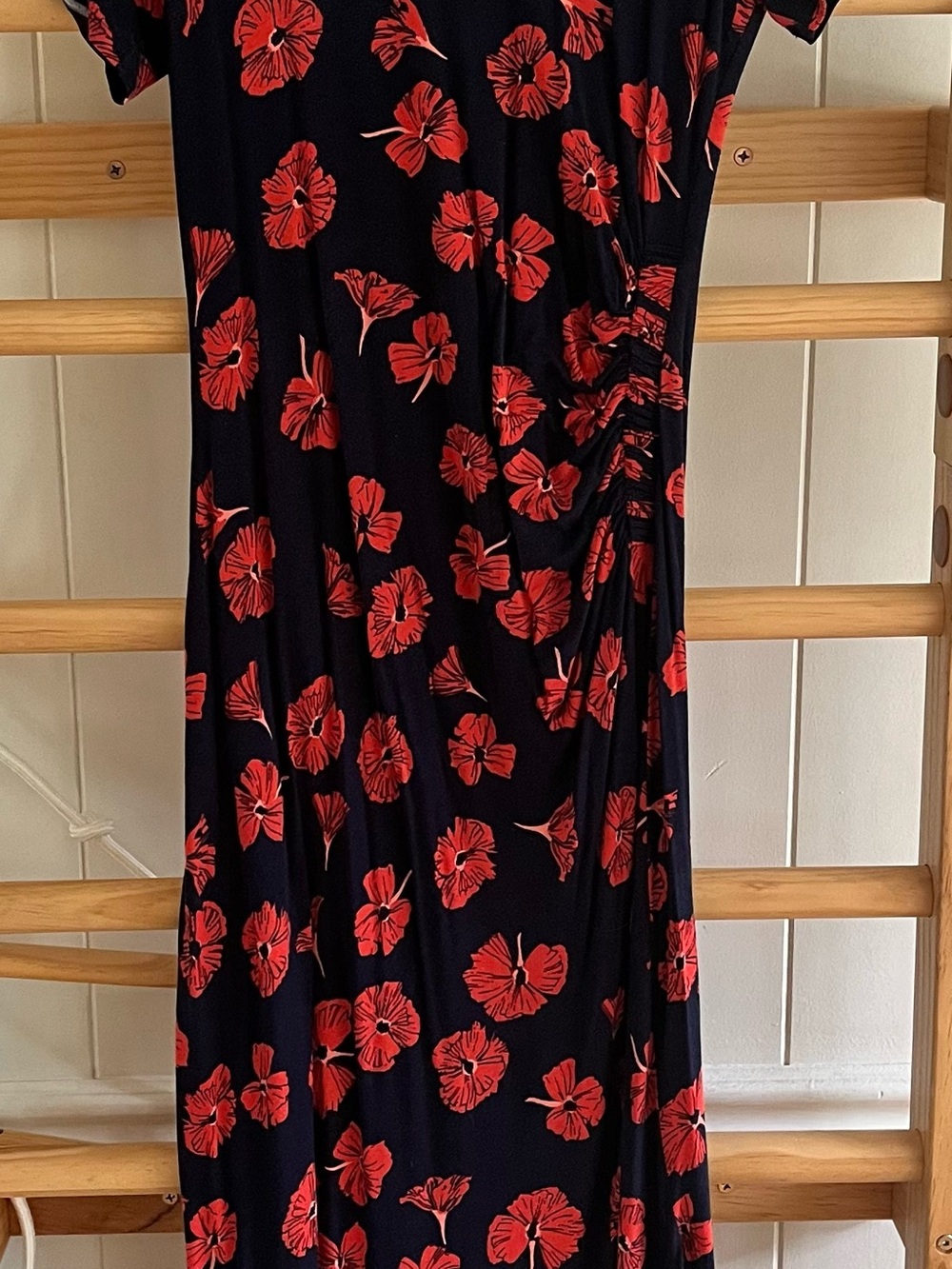 A Pea in the Pod Maternity Navy Maxi Dress Red Floral Print and Side Ruching